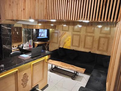 Ganj Hotel