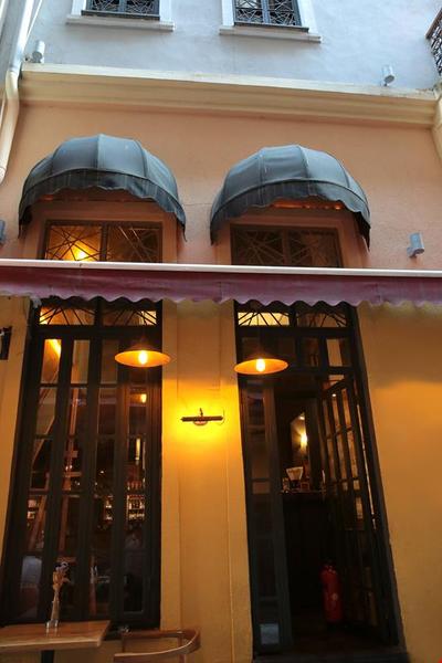 Grand Rue Hotel