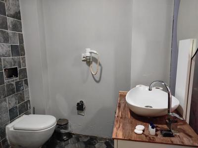 Loss Pera Hotel