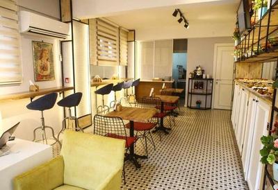 Neva Flats Hotel