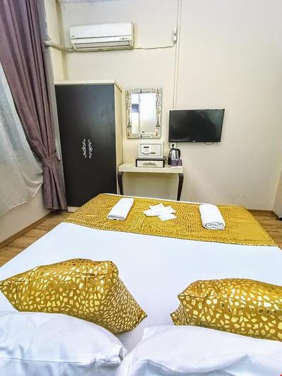 New Zade Apart Hotel