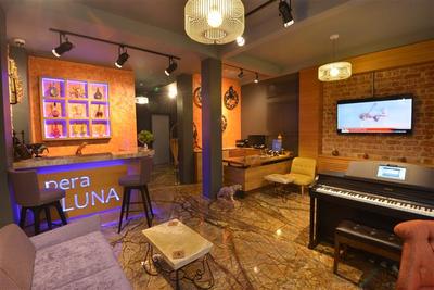 Pera Luna Residence