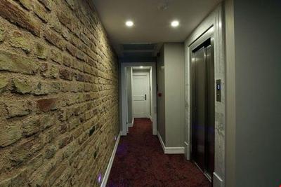 Qpera Hotel