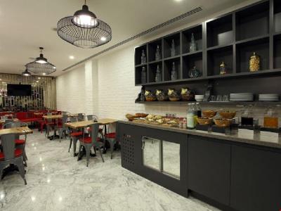 Qpera Hotel