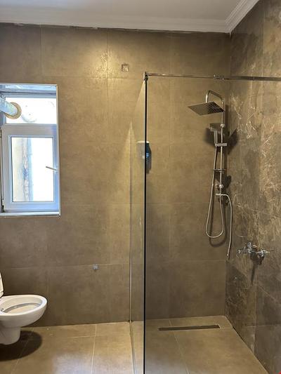 Roj Suite
