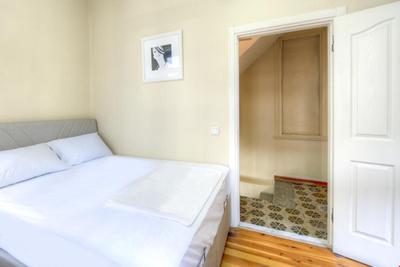 SMS Apart Hotel