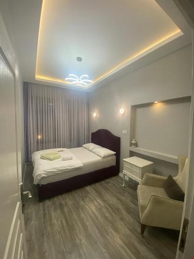 Taksim Moon Suit