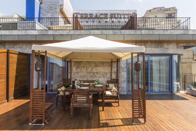 Terrace Suites
