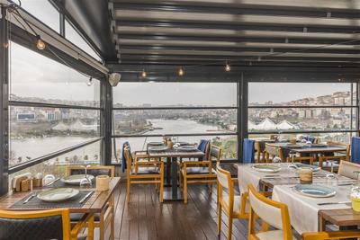 Terrace Suites