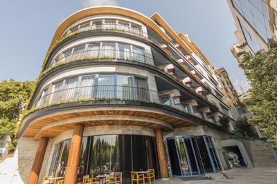 Terrace Suites