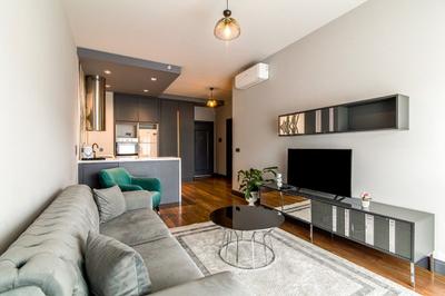 Luxurious & Cozy Apartment in Benesta Residence