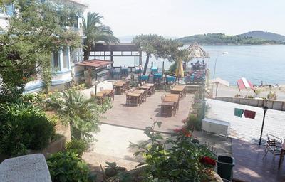 Pyrgos Otel Burgazada