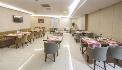 Hotel Golden Way