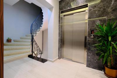 Golden Stone Hotel