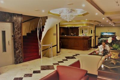 Kaya Madrid Hotel