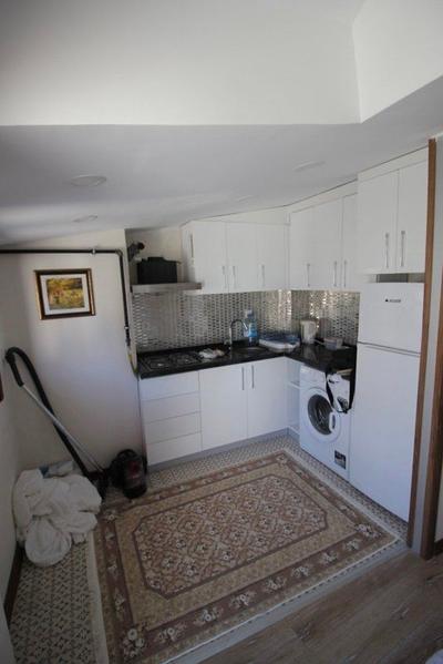 Mutlu Flat