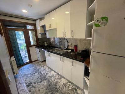Mutlu Flat