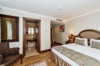 RealStar Hotel