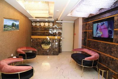 The Grand Tower Hotel