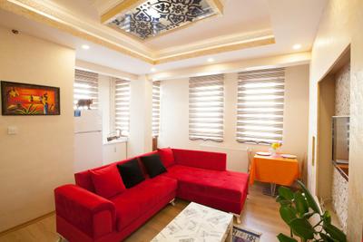The New Season Hotel