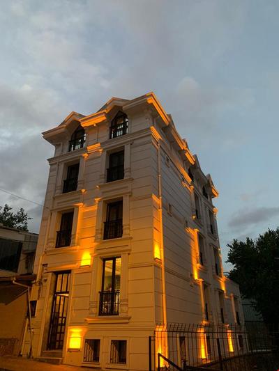 Valens Gold Palace