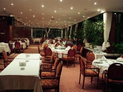 Aden Hotel 2