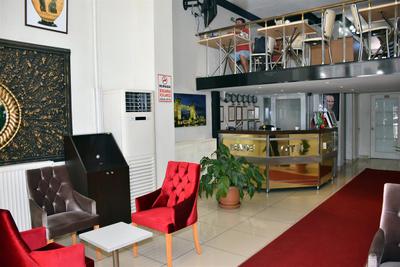 Bade 2 Otel