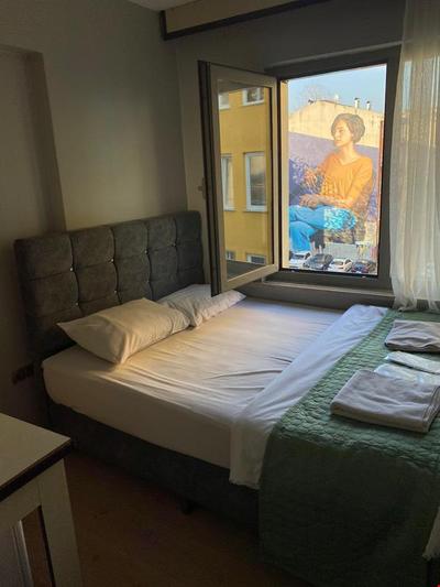 Glorina Hotel