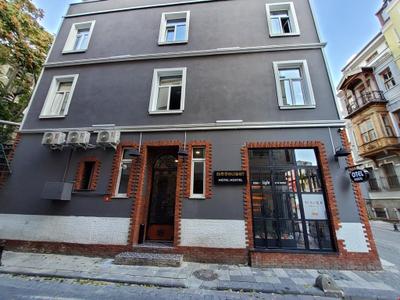 Moonligt Hotel