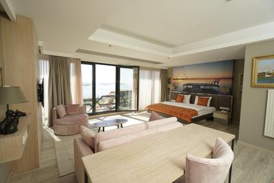 Riva's Moda