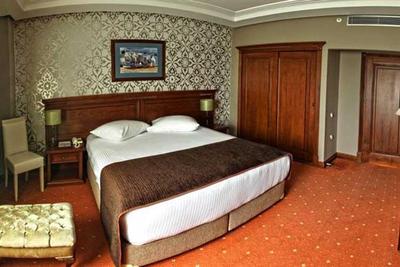 Kndf Marine Hotel