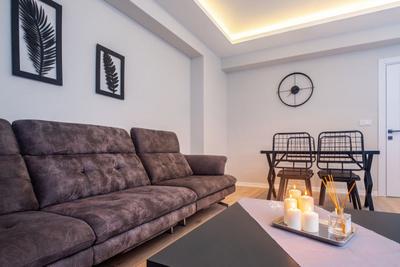 Byron | Pendik