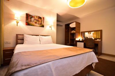 Dmr Grand Otel