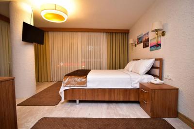 Dmr Grand Otel