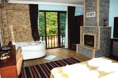 Hill River Hotel