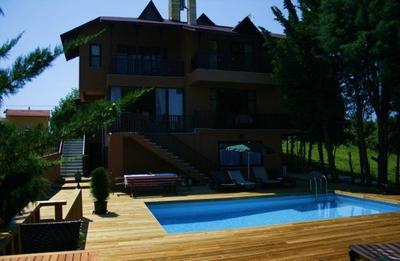Villa Pine Garden