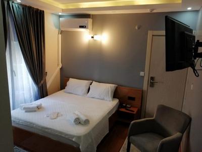 Marbella Suites