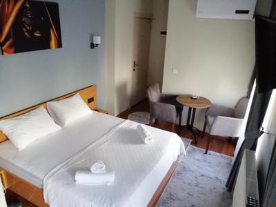 Marbella Suites