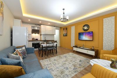 Space Suite 4