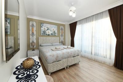 Space Suite 4