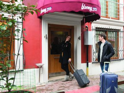 Blueway Hotel Residence