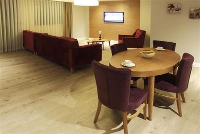 Carina Park Suites