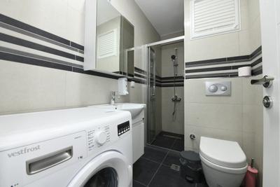 Uzay Suite 2