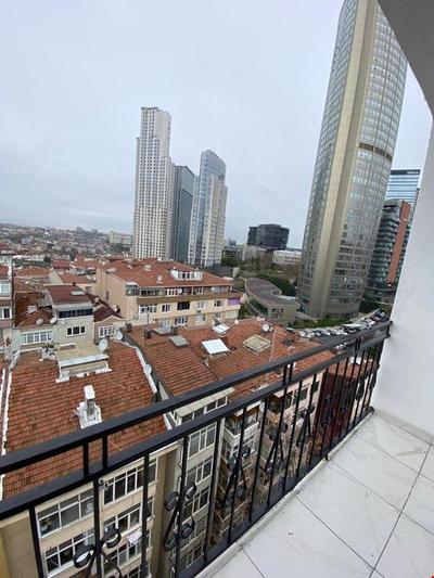 Hexa Suites Hotel