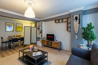 Neris | Osmanbey