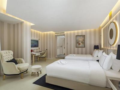 Ramada Hotel & Suites Sisli by Wyndham