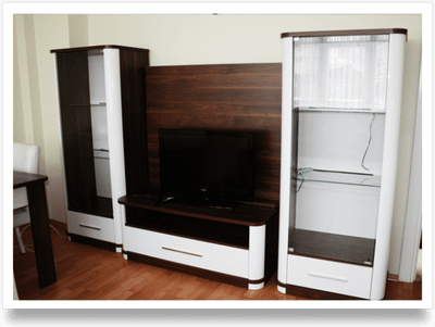 Red Apple Suites