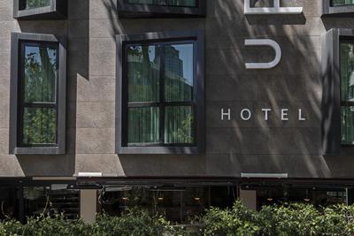 Upsuites Hotel