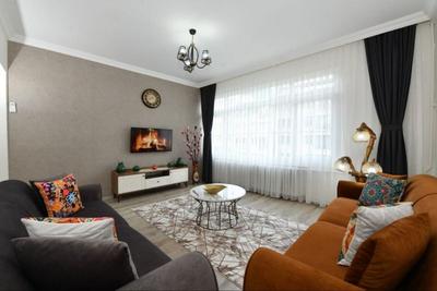 Center Suite 11