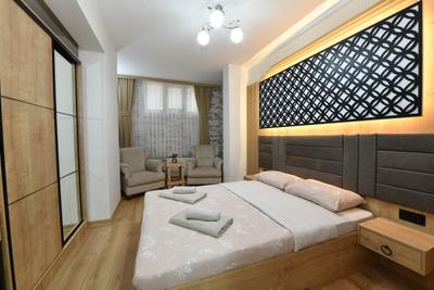 Somer Suite 2